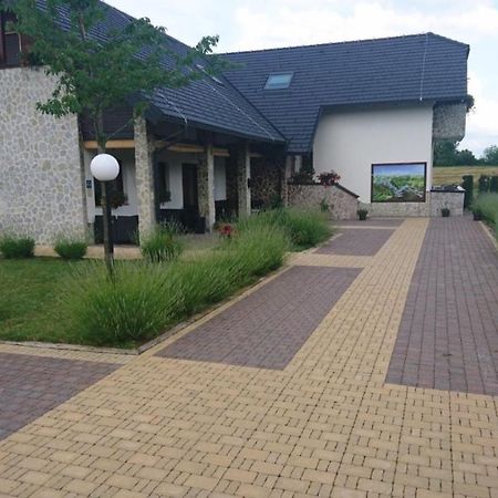 Villa Stone 1 拉科维察 外观 照片
